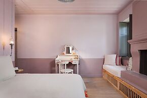 Apeiros Chora Hotel
