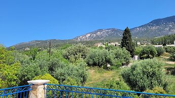 Stone House in Olive Grove