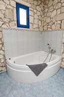 Stone House in Olive Grove