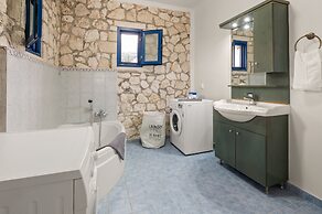 Stone House in Olive Grove