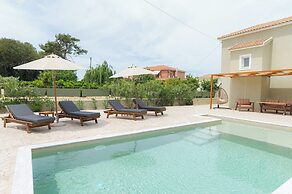 Vasilopoulos Residences - Villa Chloe