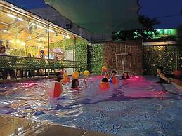 D Builders Hotel