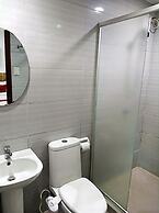 D Builders Hotel