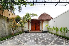 Tri Datu Maison