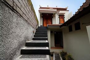 Tri Datu Maison