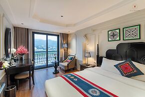 Ella Riverside Lao Cai Hotel