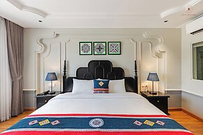 Ella Riverside Lao Cai Hotel