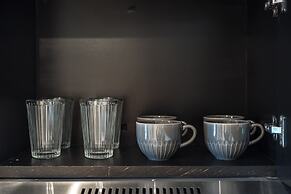 Blu Monkey Boutique Naiharn Beach