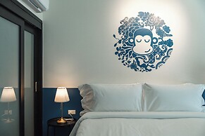 Blu Monkey Boutique Naiharn Beach