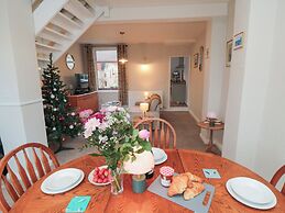 Cattersty Cottage
