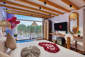 Pyramids Vision Hotel