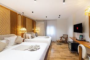 Pyramids Vision Hotel