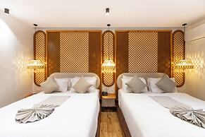 Pyramids Vision Hotel