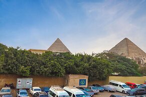 Pyramids Vision Hotel
