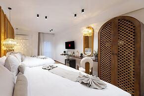 Pyramids Vision Hotel