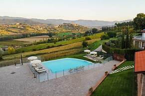 Spacious Apartment in Poppi With Shared Pool