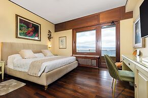 Reggio Suite Luxury B&B