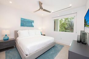 Rum Point Resort