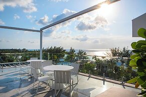 Rum Point Resort