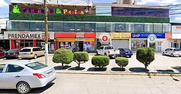 A30 Plaza Acequia Suite Black Plus