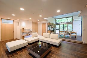 Serenity Springs Villa Morita