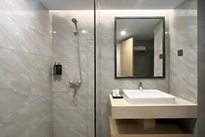 MAXONE Batam