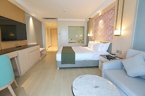 Luxu Hotel and Resort