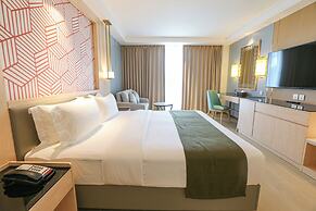 Luxu Hotel and Resort