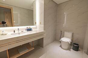 Luxu Hotel and Resort