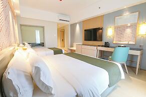 Luxu Hotel and Resort