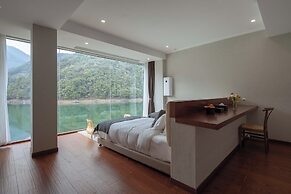 LOST LODGE Shendu Wubei Lin'an