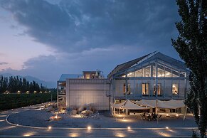 LOSTVILLA Xiaduolan Winery Yinchuan