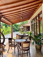 Omnni Villa Borobudur