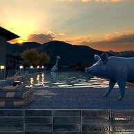 SCHLOSSHOF SÜDTIROL – Hotel & Camping Resort