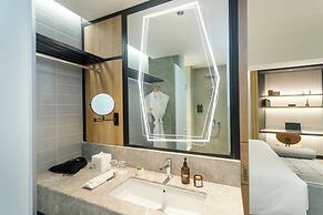 Harris Hotel & Convention Serpong