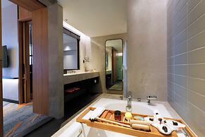 Harris Hotel & Convention Serpong