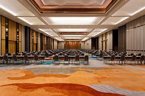 Harris Hotel & Convention Serpong