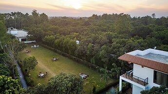 KarmaCasa Resort By Buransh Group