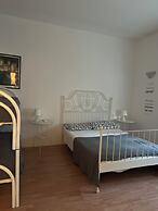 B&B Topaze