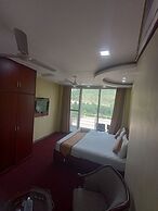 Diamond Vaishali