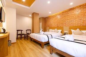 Atithi Hotel And Apartment