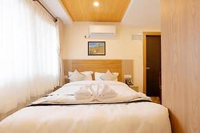 Atithi Hotel And Apartment