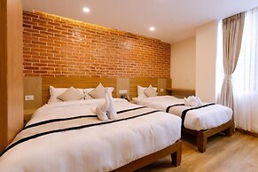 Atithi Hotel And Apartment