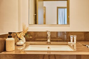 PVH - Serene Central 2BR - Creek Horizon