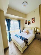 Luxury Staycation beside Okada