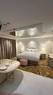 Rox luxury Hotel