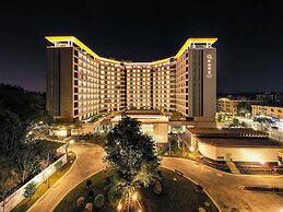 Qiling LN Dongfang Hotel