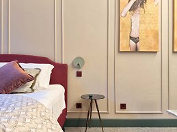 Cinisca Suite Rose in Bologna