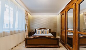Noua Oasis BNB with parking