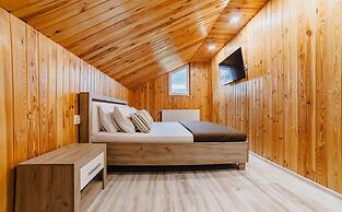 Noua Oasis BNB with parking